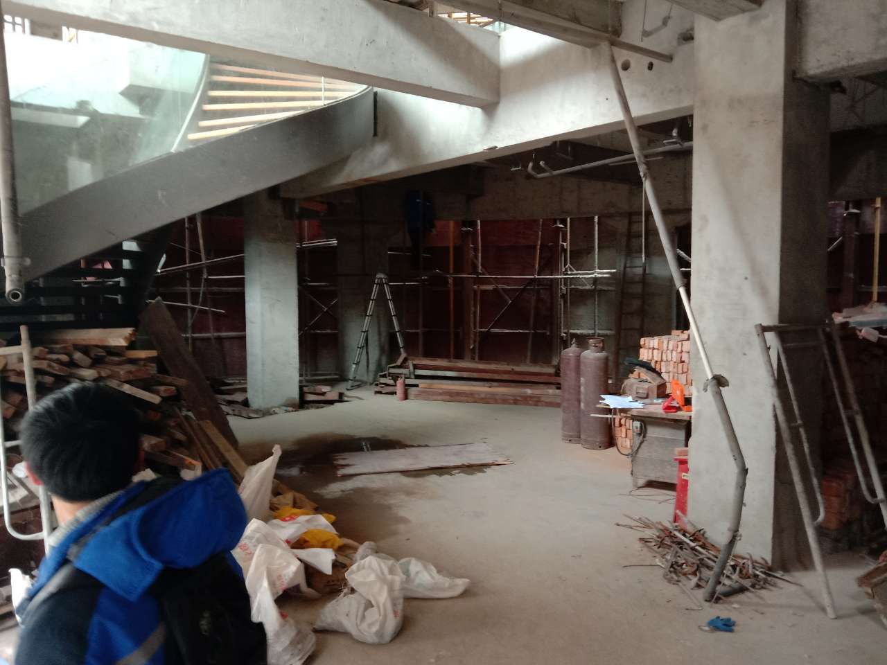 2025新澳门免费原料大全