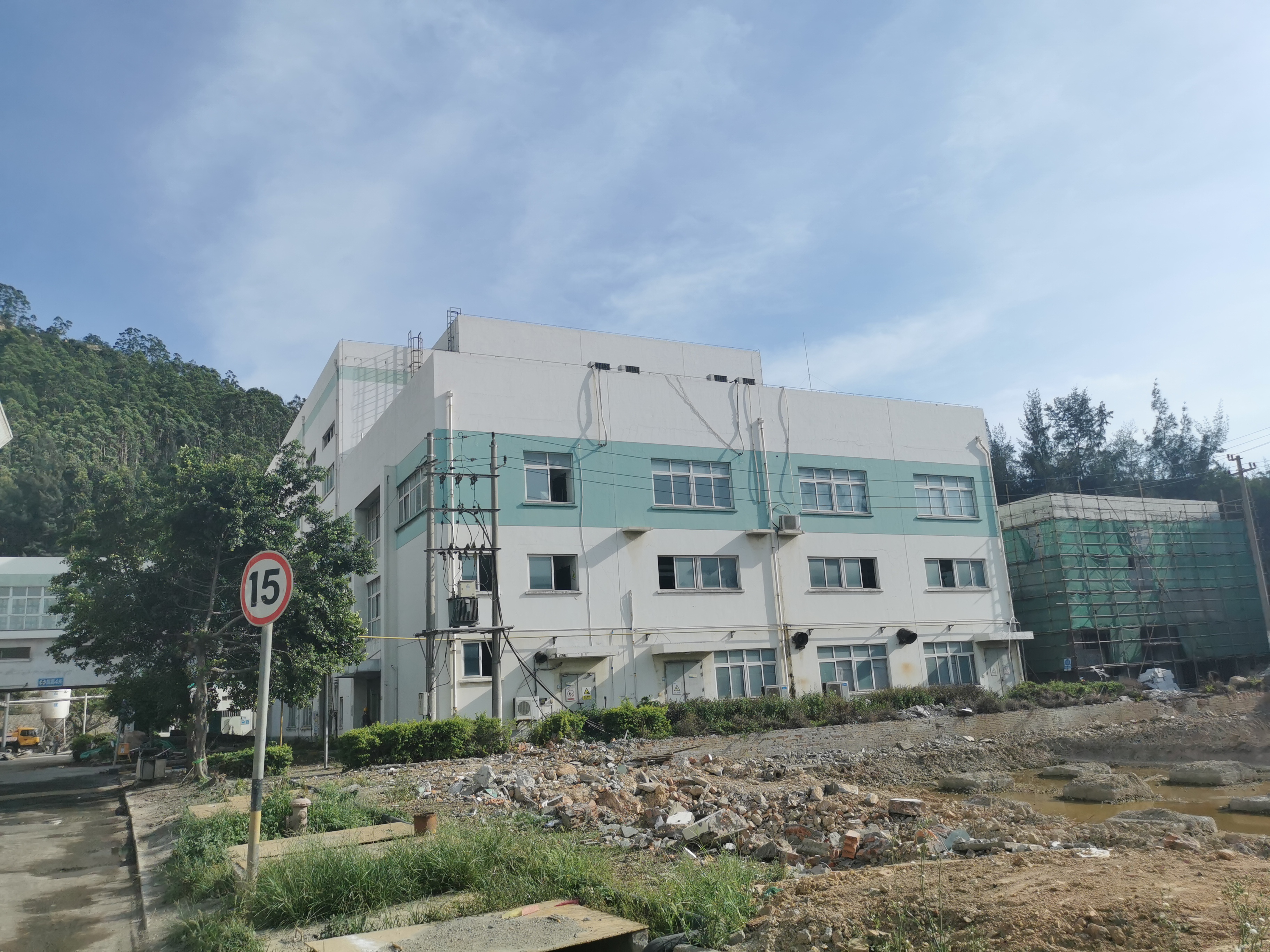 2025新澳门免费原料大全